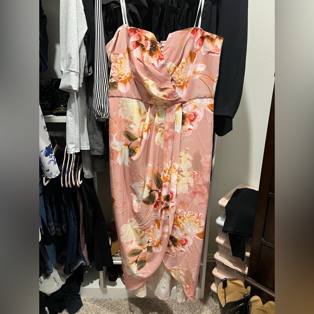 City Chic Maxi Dress Womens Size 18 Pink Floral Ruched Drape Front Strapless